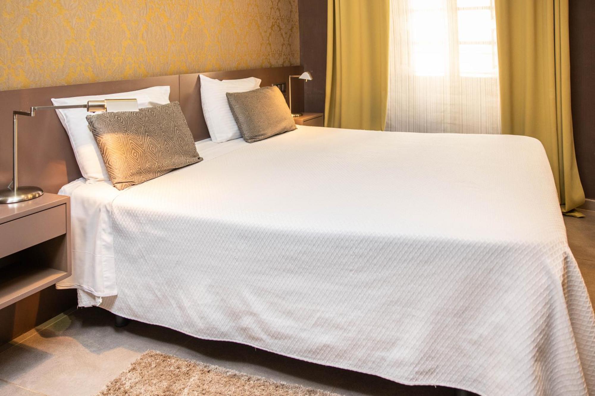 Rvhotels Palau Lo Mirador Torroella de Montgrí Kültér fotó