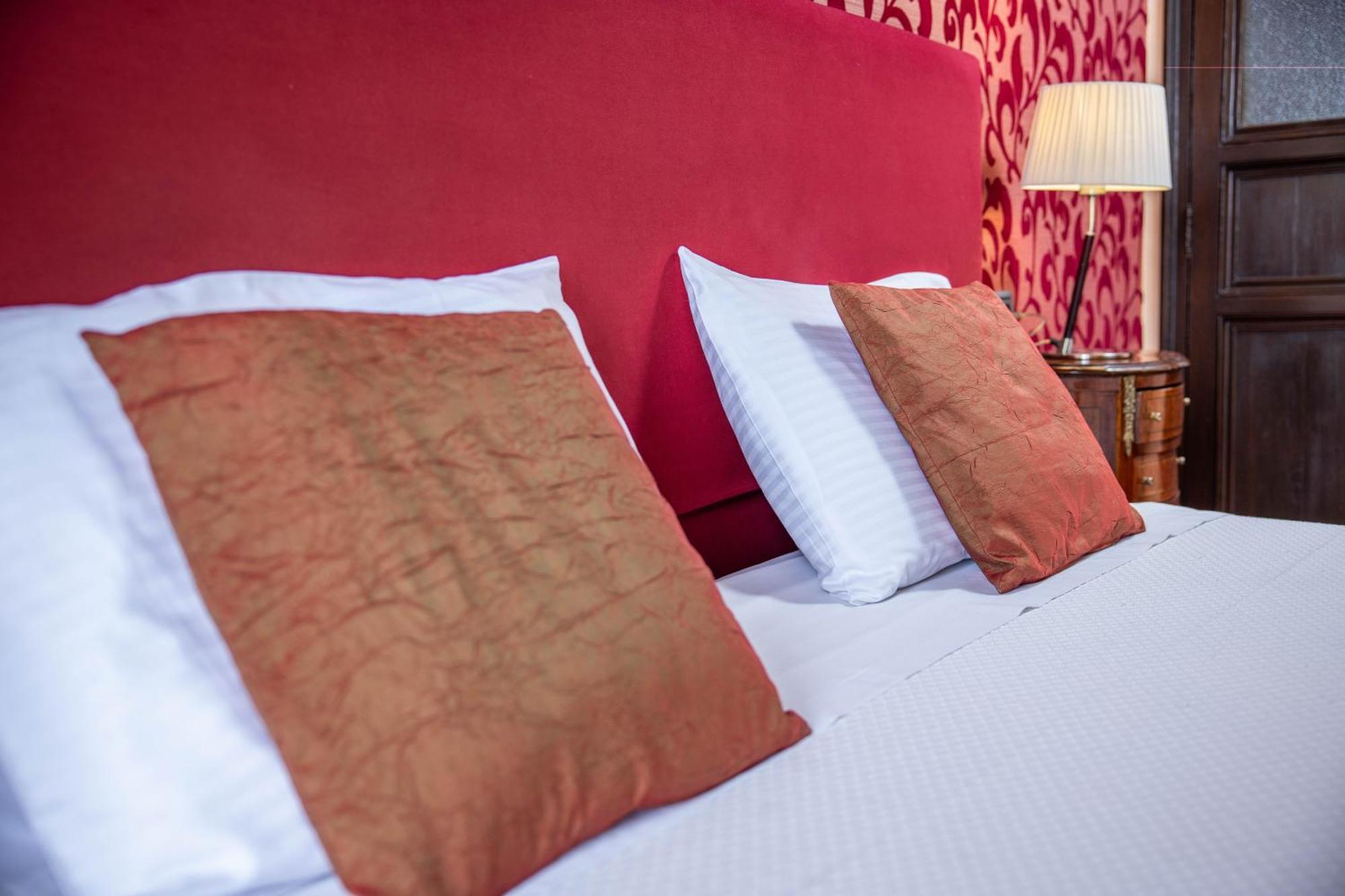 Rvhotels Palau Lo Mirador Torroella de Montgrí Kültér fotó